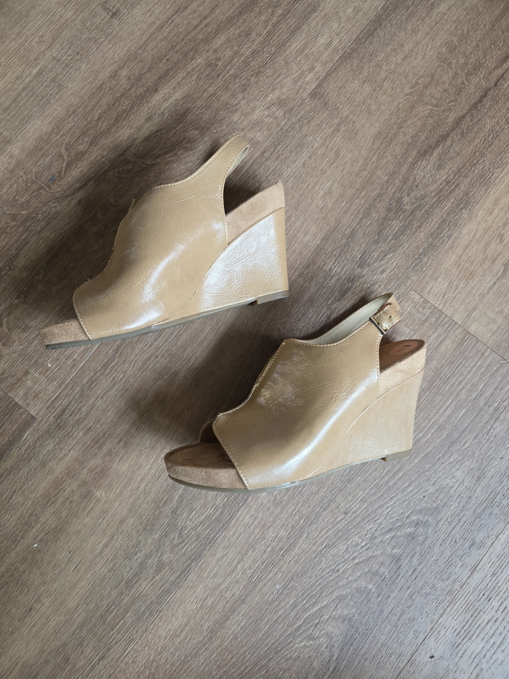 Aerosoles Sunplush Tan Peep Toe Wedge Sandals Size 7M
